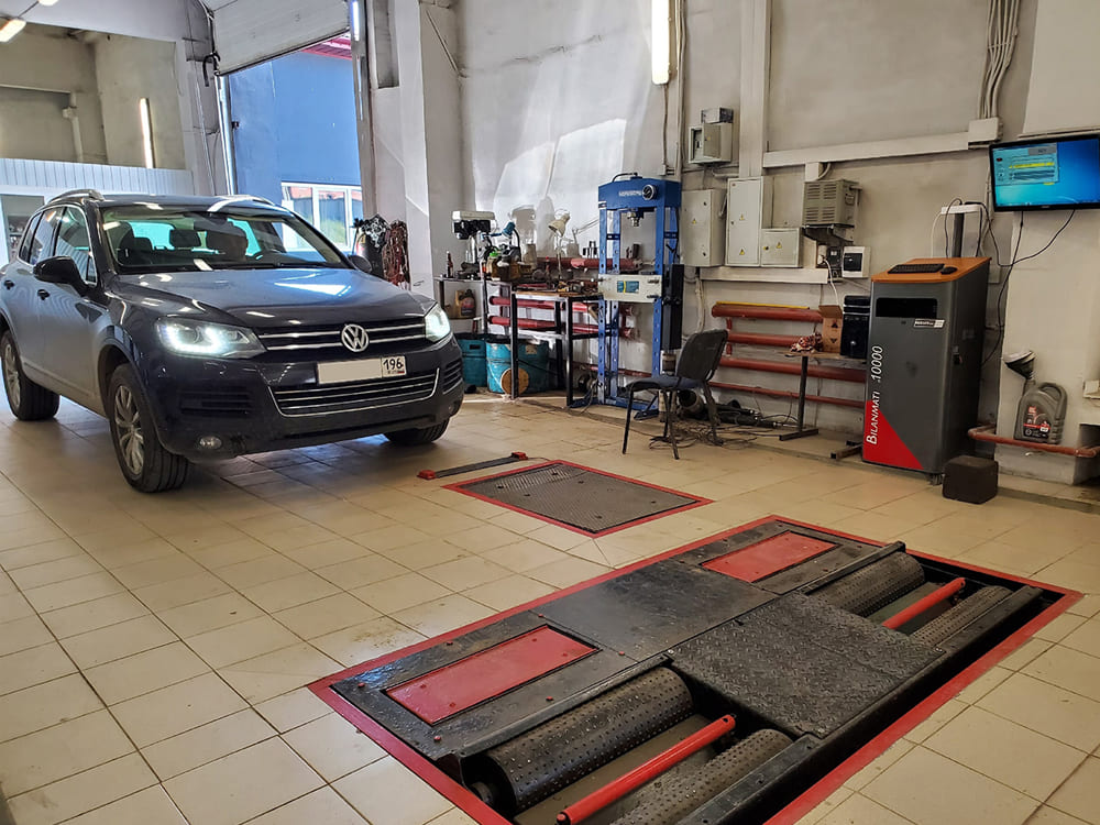 Диагностика амортизаторов Volkswagen Touareg на вибростенде в Екатеринбурге